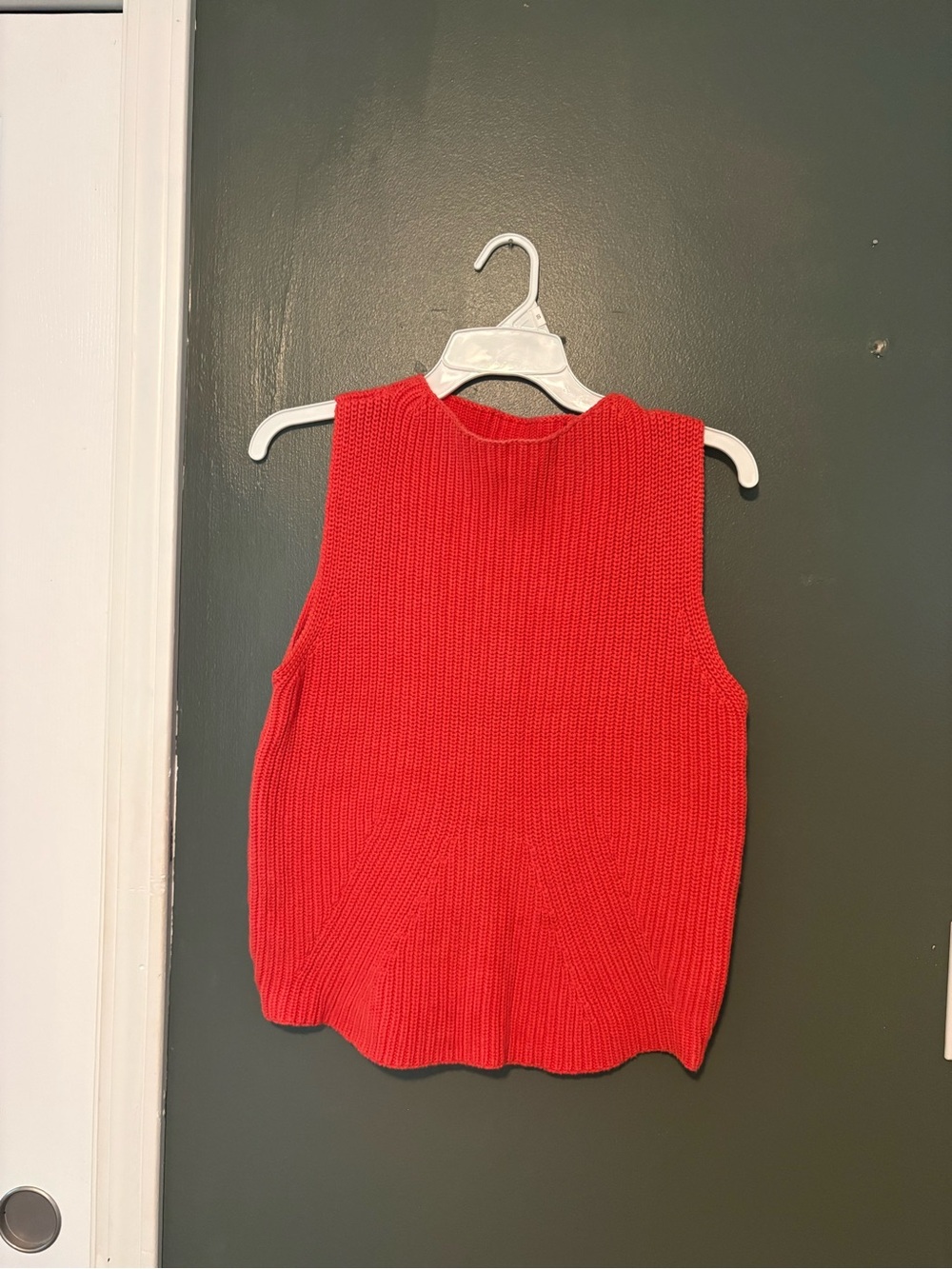 Philosophy Coral Red Knit Sleeveless Vest Size M